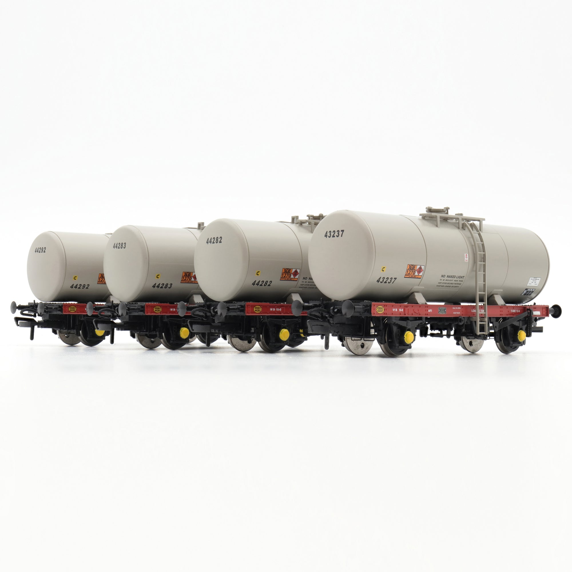 35T 'A' Tank - Esso Grey (Plain) - Pack 1 - OO Scale- Quad Pack