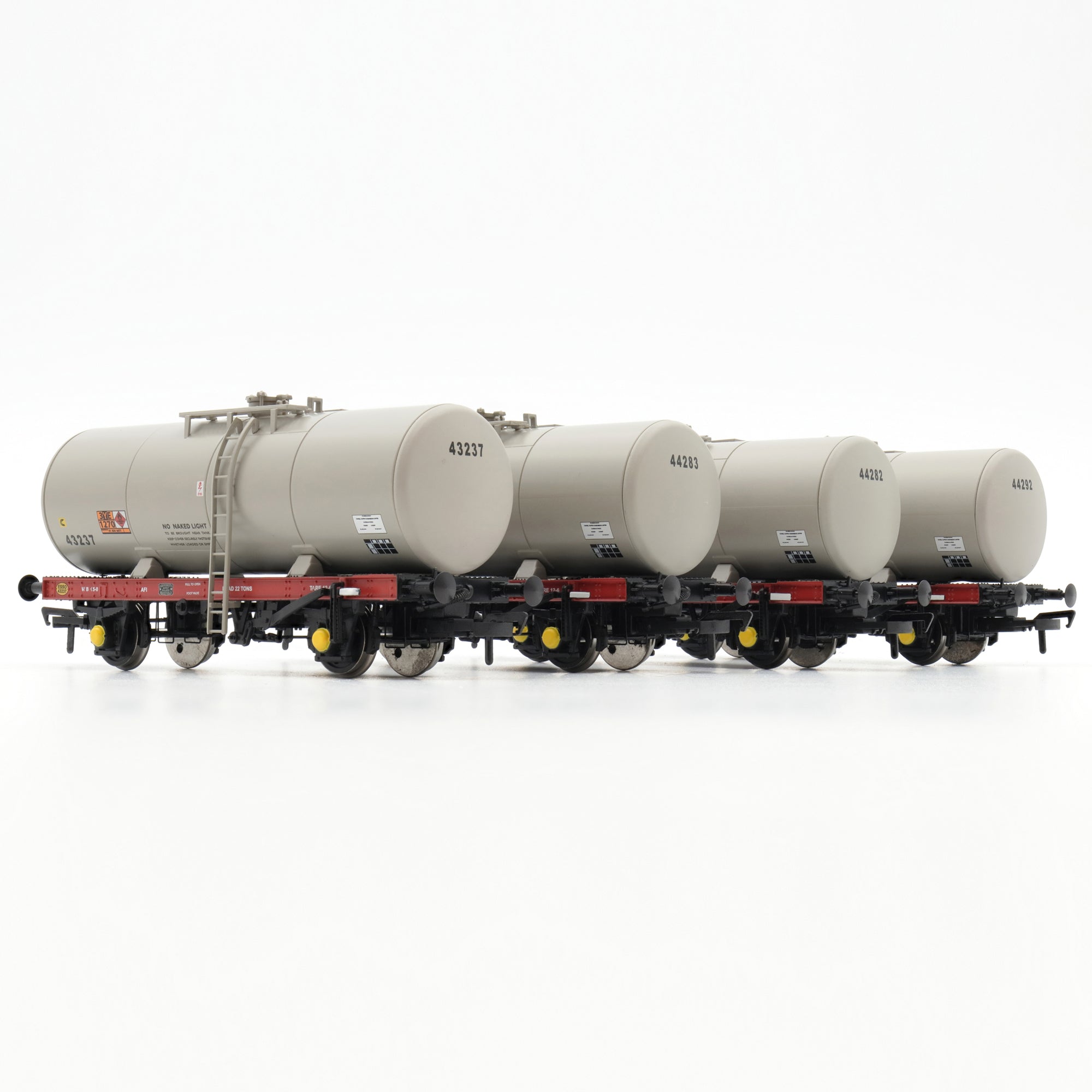 35T 'A' Tank - Esso Grey (Plain) - Pack 1 - OO Scale- Quad Pack