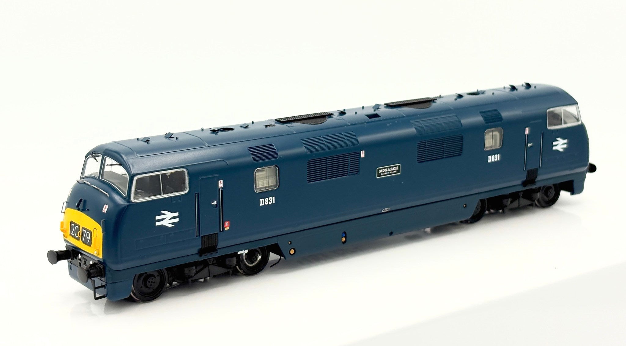 Class 42 - BR Blue - D831 - OO Scale - DCC Sound Fitted
