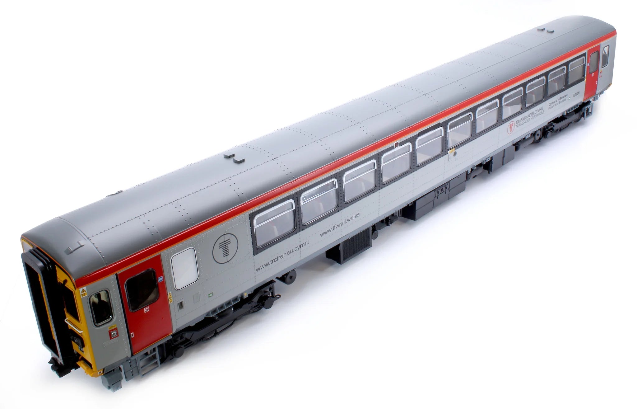 Class 153 - TFW - 153906 - O Scale