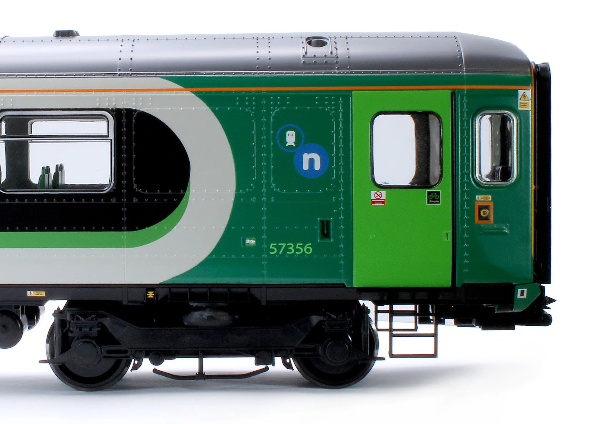 Class 153 - London Midland - 153356 - O Scale