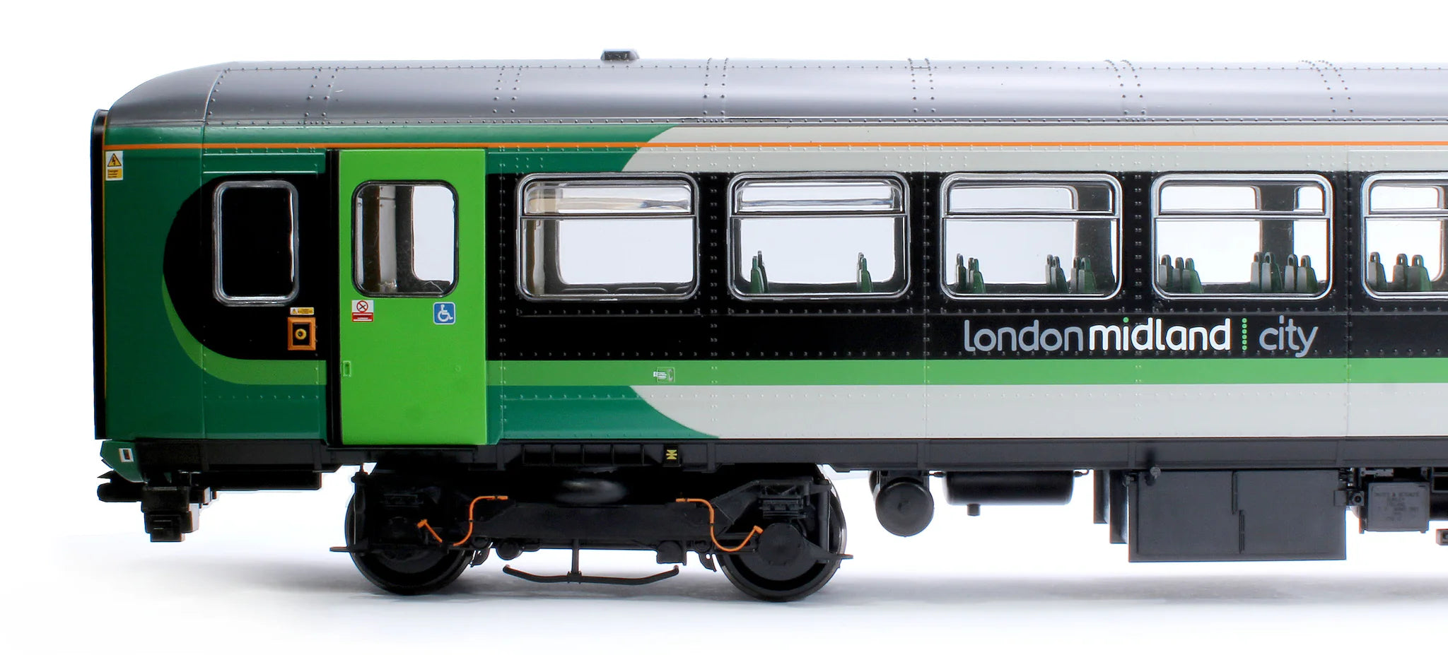 Class 153 - London Midland - 153356 - O Scale - DCC Sound Fitted