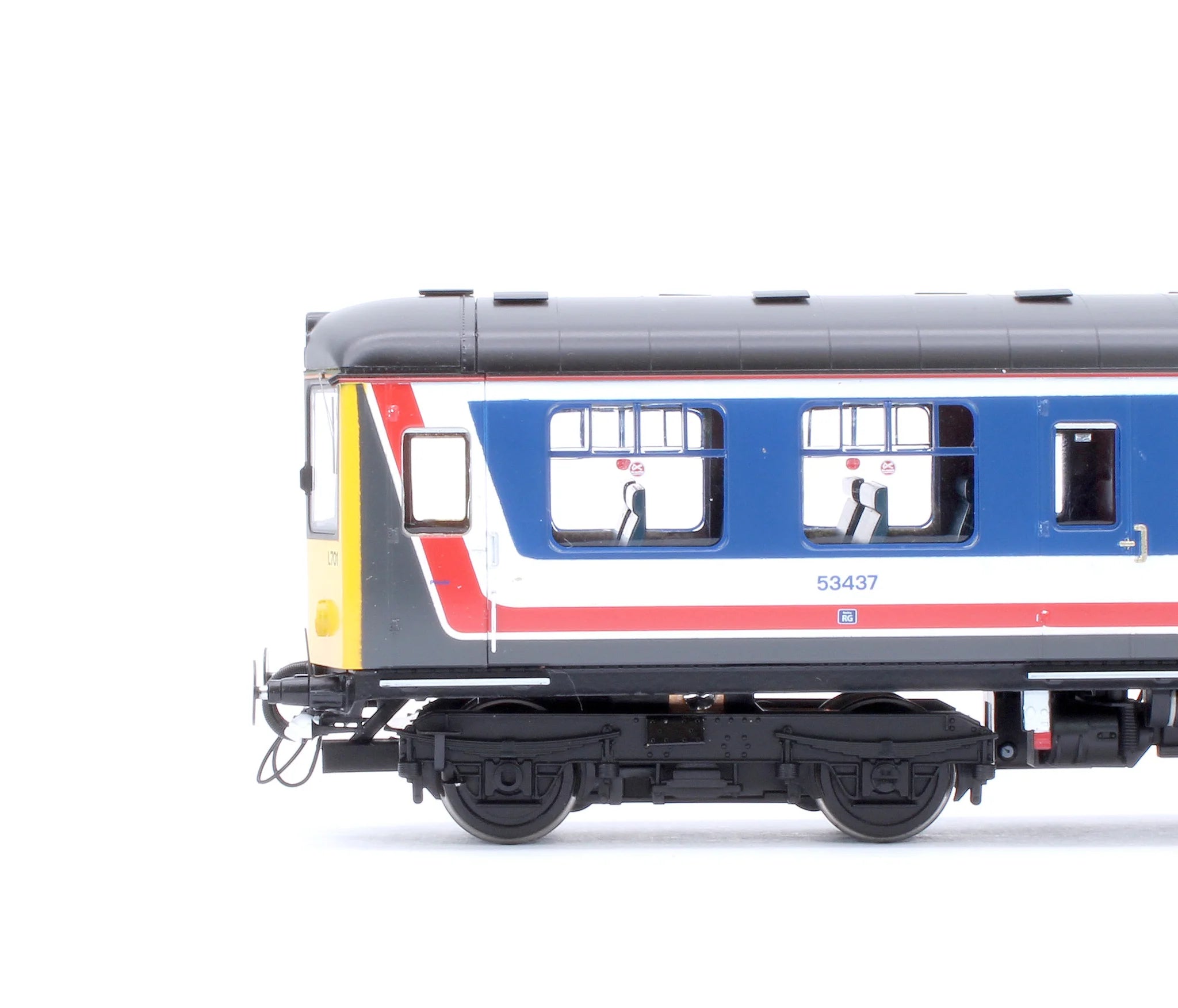 Class 104 - NSE - L701 - 53437+53479 - OO Scale