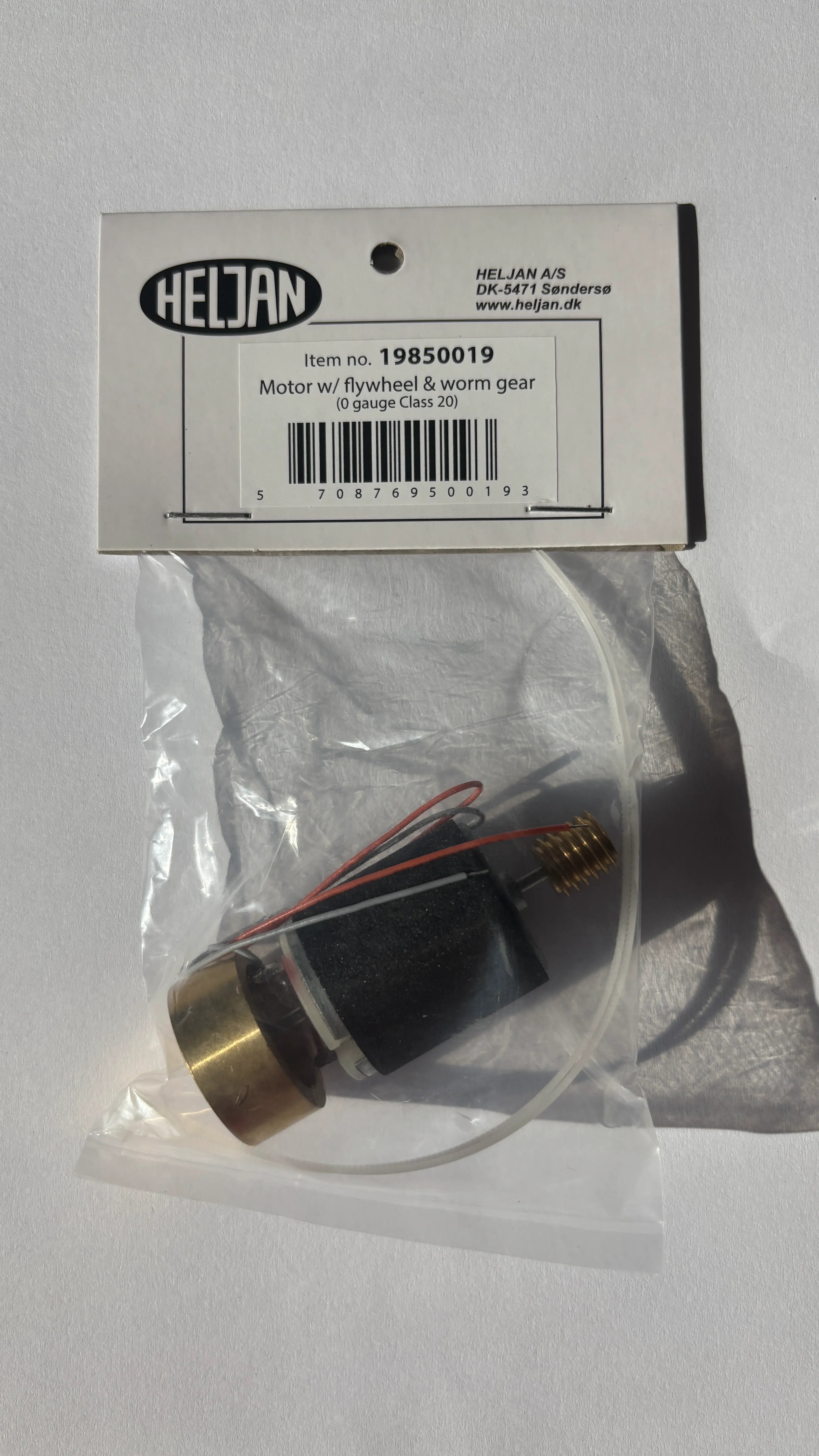 O Gauge-motor with flywheel & worm gear-(suitable for Class 20)