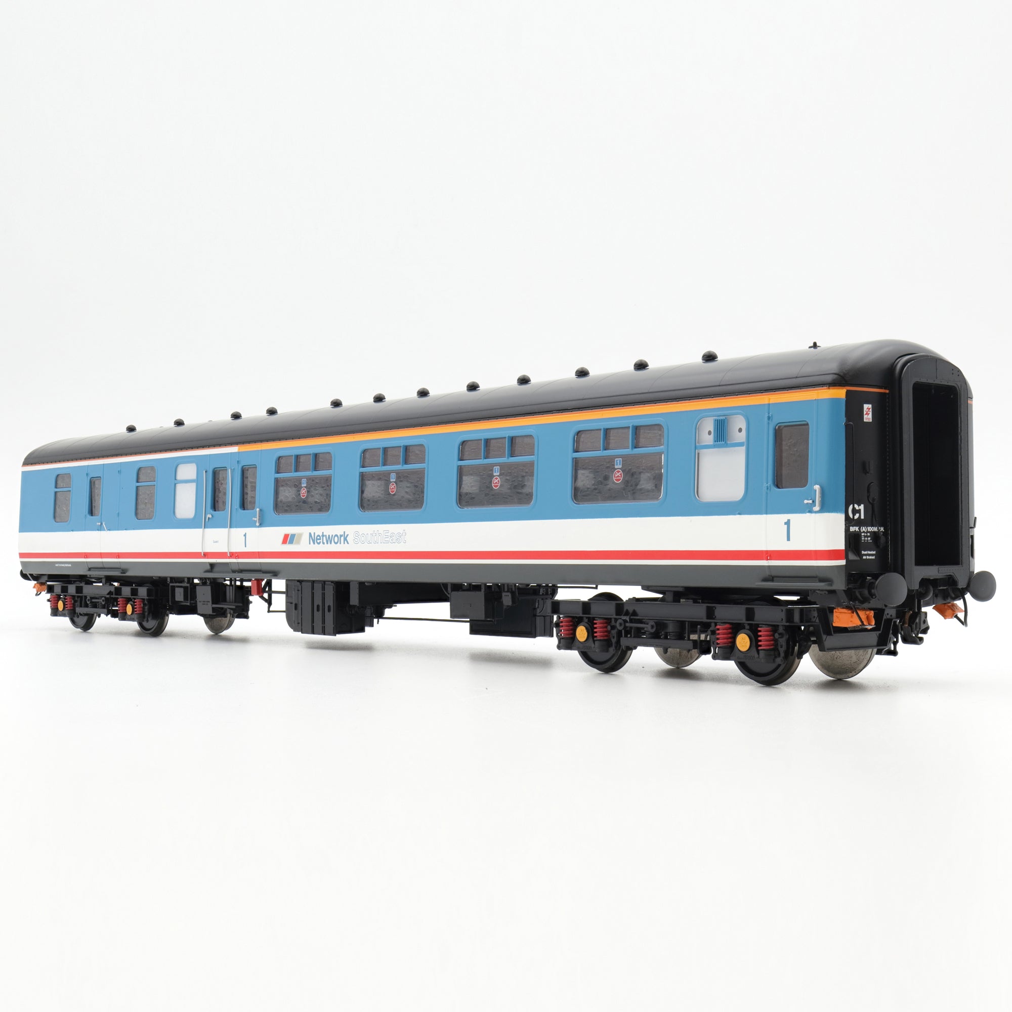 Mk.2 BFK - NSE（ライト）- 無番号 - Oスケール