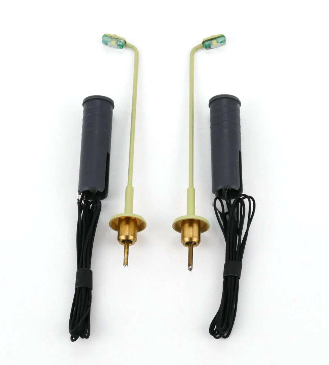 Suburban Street Lights - Pale Green - Pair - OO Scale